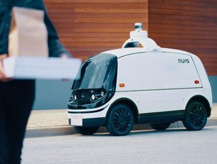 Top 10 autonomous trucking firms & solutions